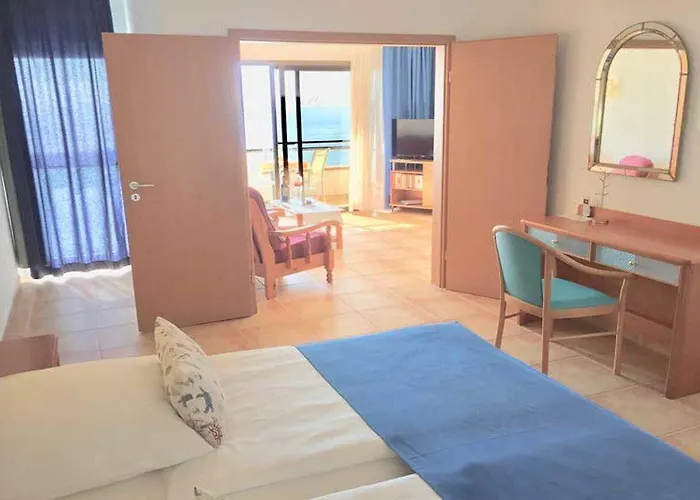 Monte Marina Naturist (adults Only) Hotel Playa De Esquinzo